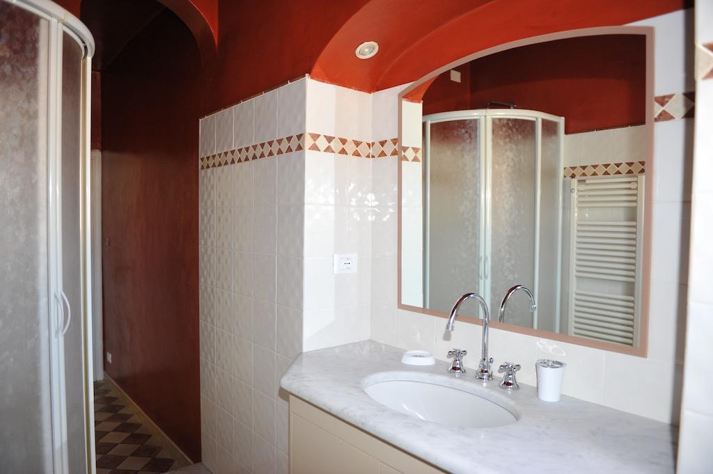 لوكا At Home Bed And Breakfast الغرفة الصورة